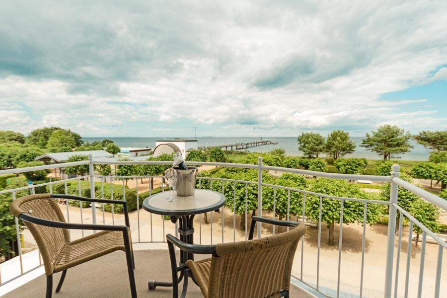 Hotel Kleine Strandburg - Adults Only Zinnowitz Bagian luar foto