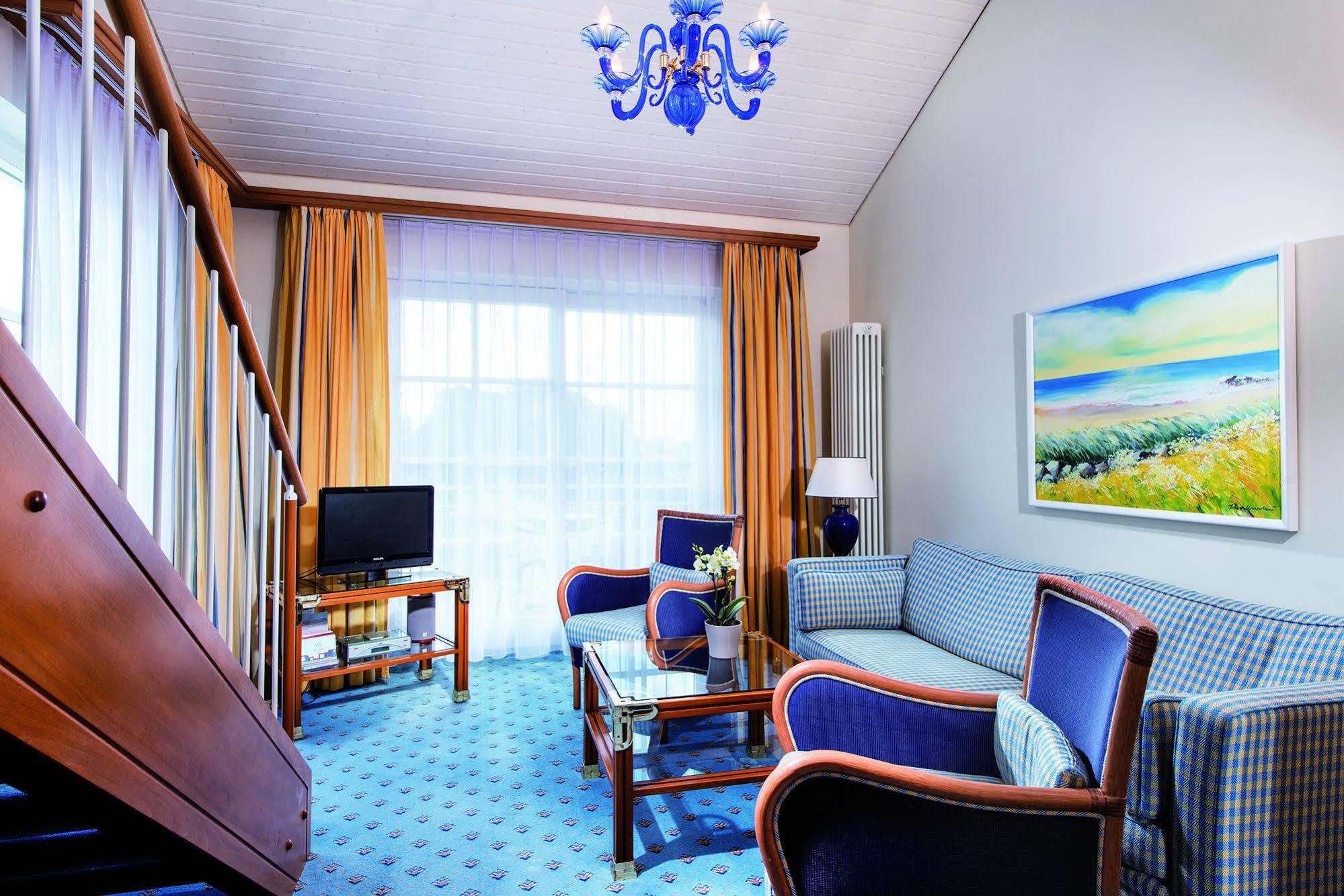 Hotel Kleine Strandburg - Adults Only Zinnowitz Bagian luar foto